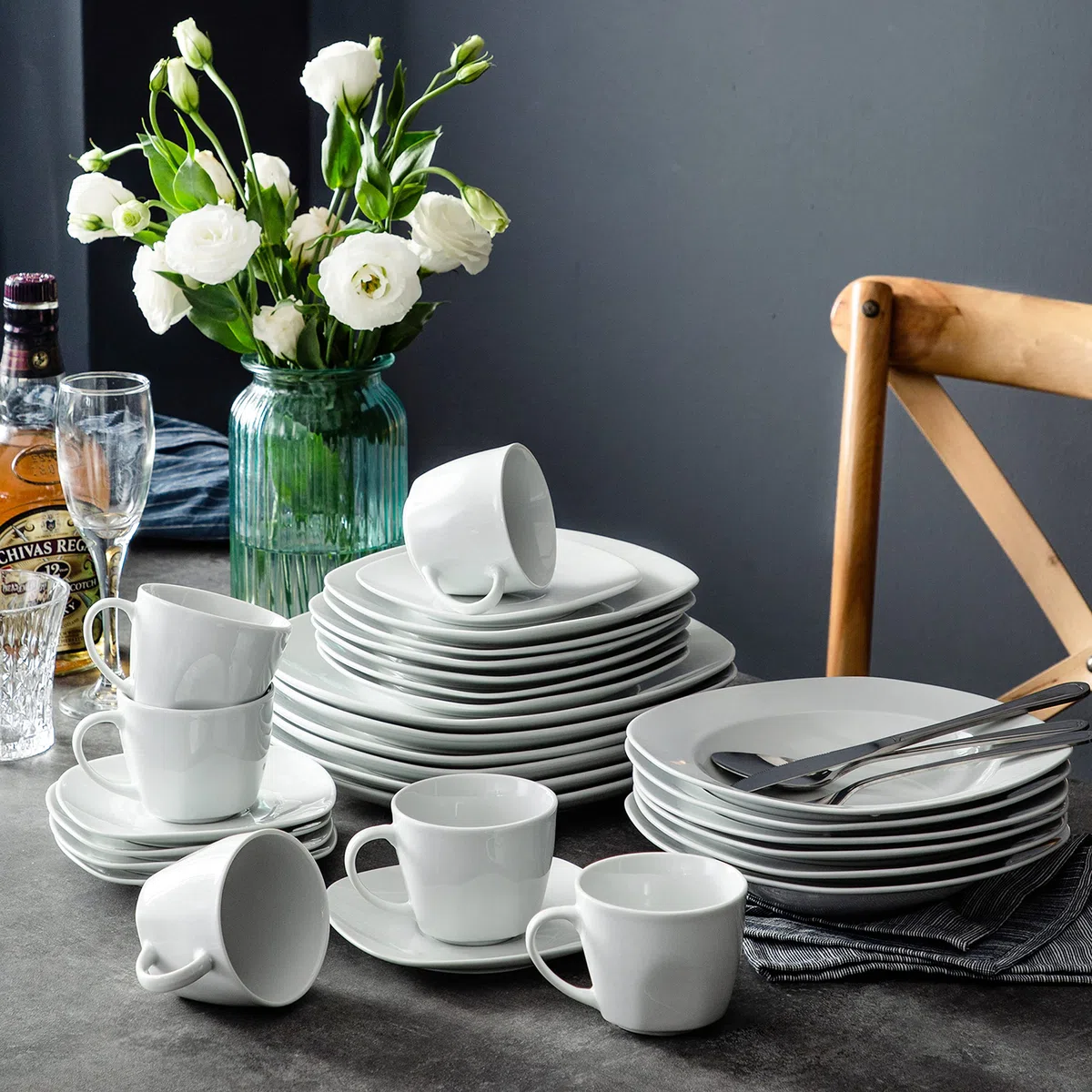 MALACASA Série Elisa, 60 Pcs Service de Table Porcelaine,Services Complets à Dinner, 12 Pcs * [Assiette Plat][Assiette Creuse][Assiette à Dessert][Tasse][Soucoupe]