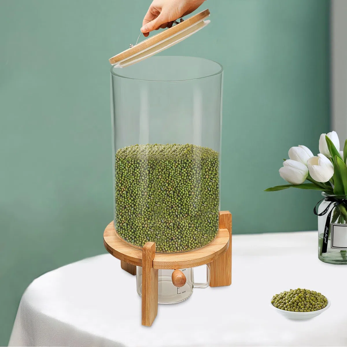Distributeur de Riz 7,5L, Distributeur de Céréales en Verre, avec Tasse à Mesurer et Couvercle Hermétique, pour Riz, Farine, Noix, Céréale